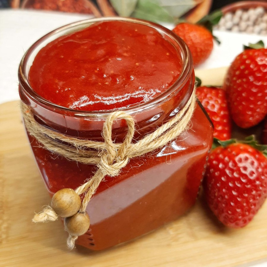 Торта "красный бархат" (Red Velvet).