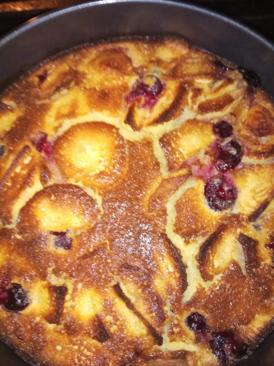 Пирог манник с яблоками