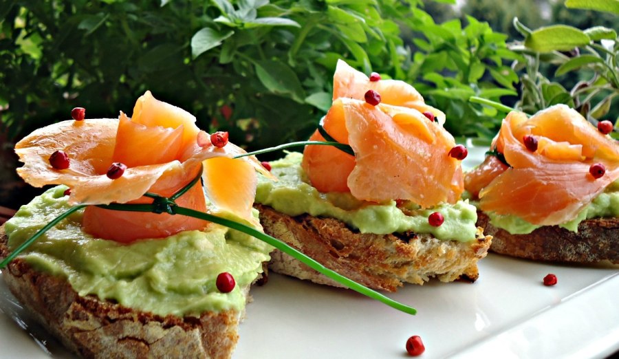 Брускетта Salmon