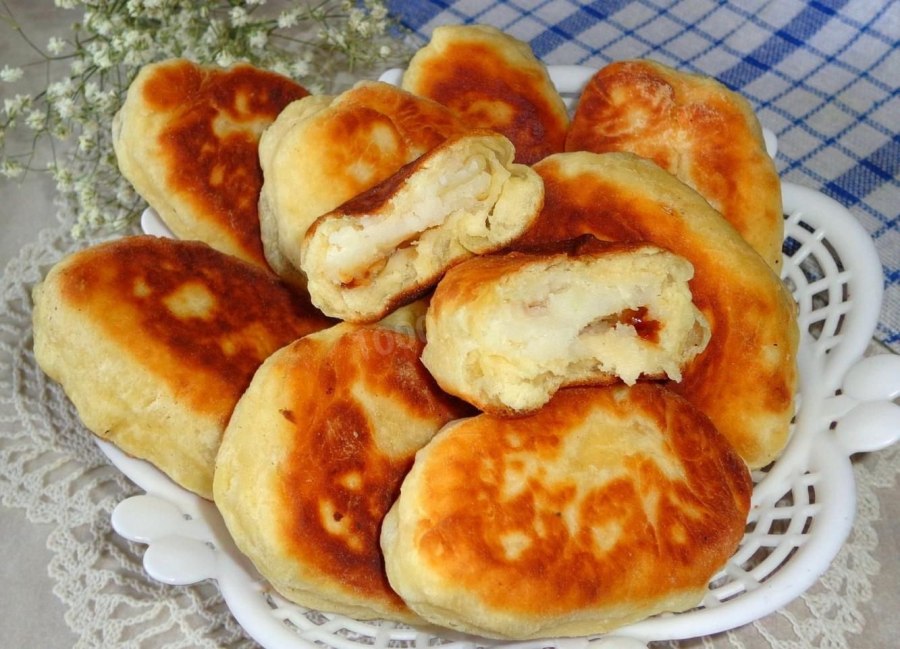 Пирожки с картошкой жареные