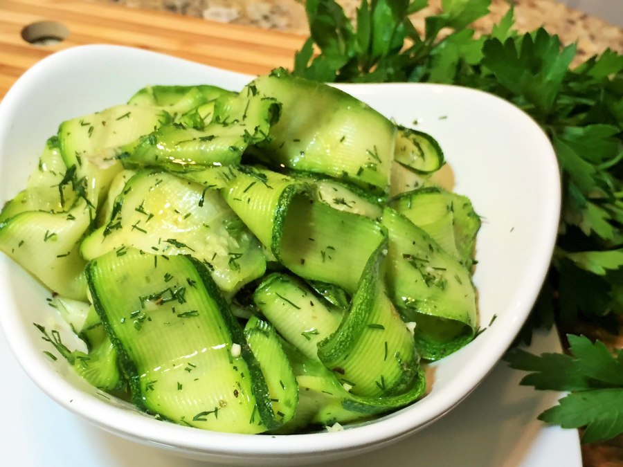 Маринованные кабачки салат