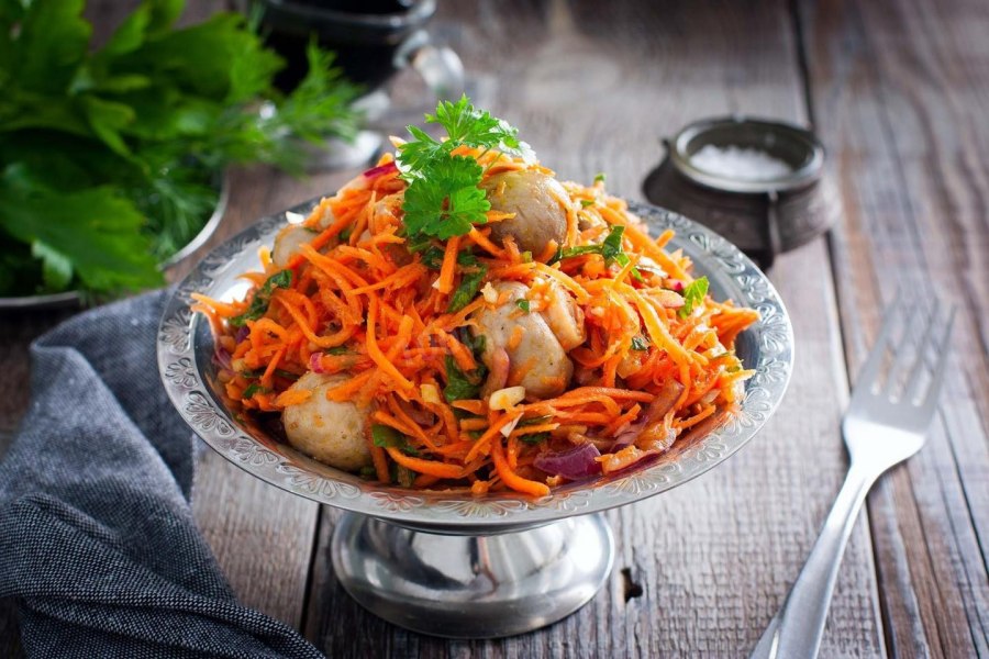 Салат с корейской морковкой