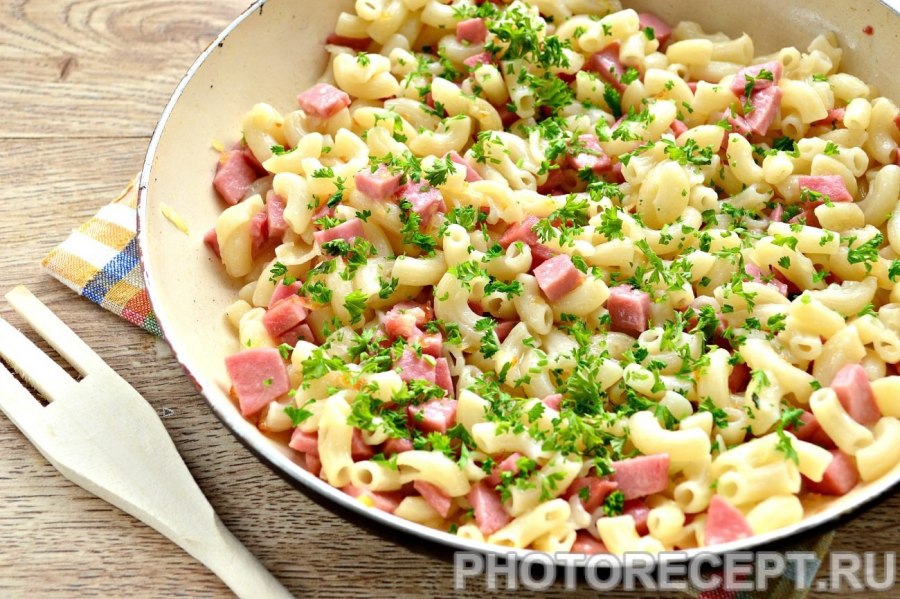 Макароны по флотски с колбасой