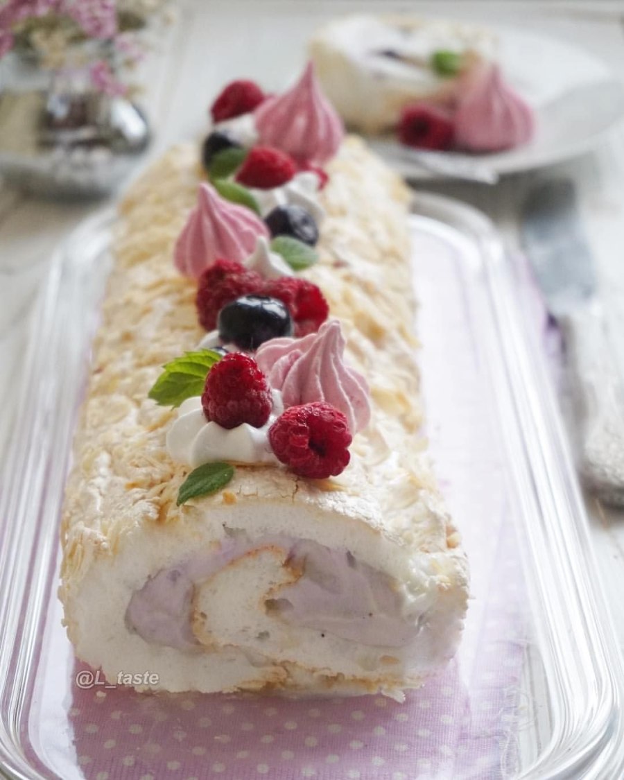Меренговый рулет Нина Тарасова