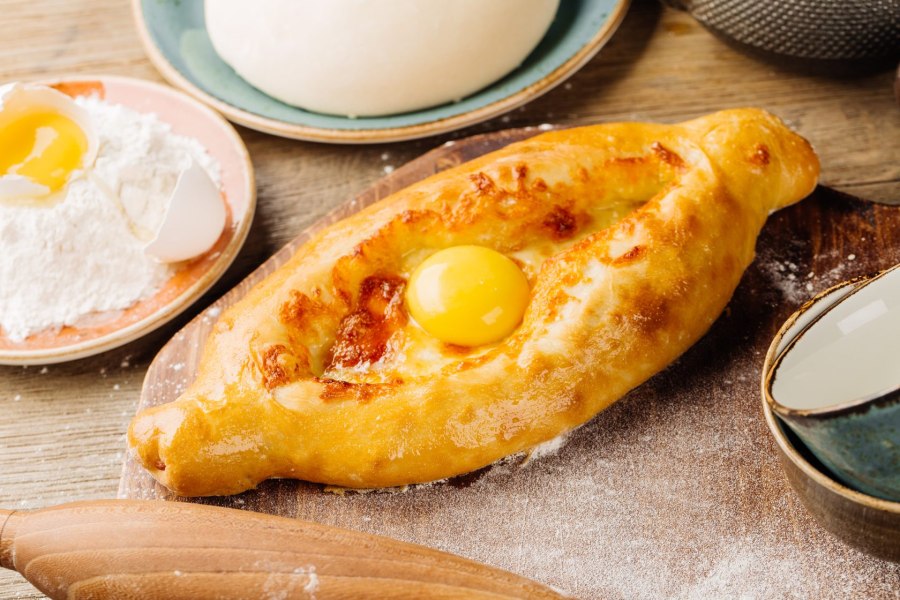 Хачапури по-аджарски