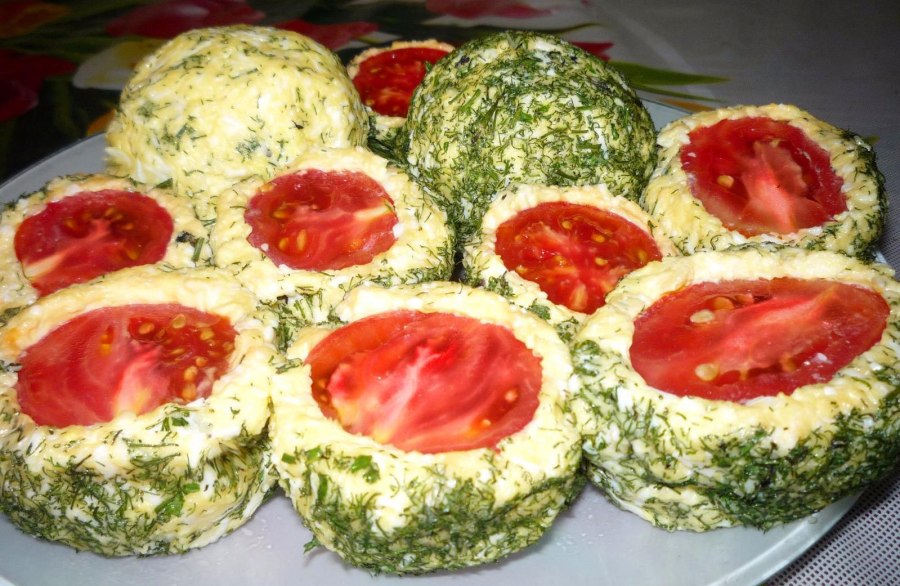 Закуска с ананасом