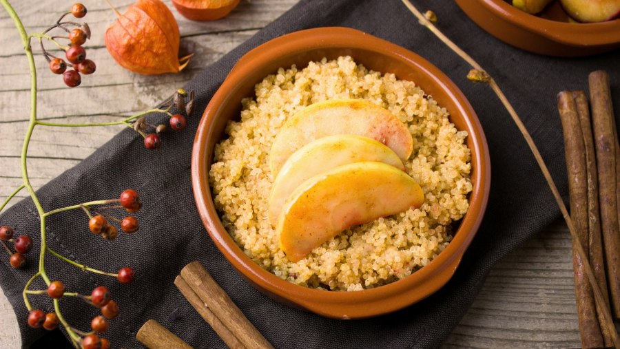 Пшенная каша с персиками