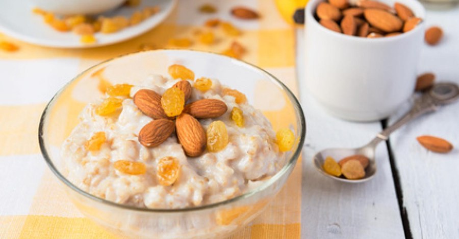 Пшенная каша с персиками