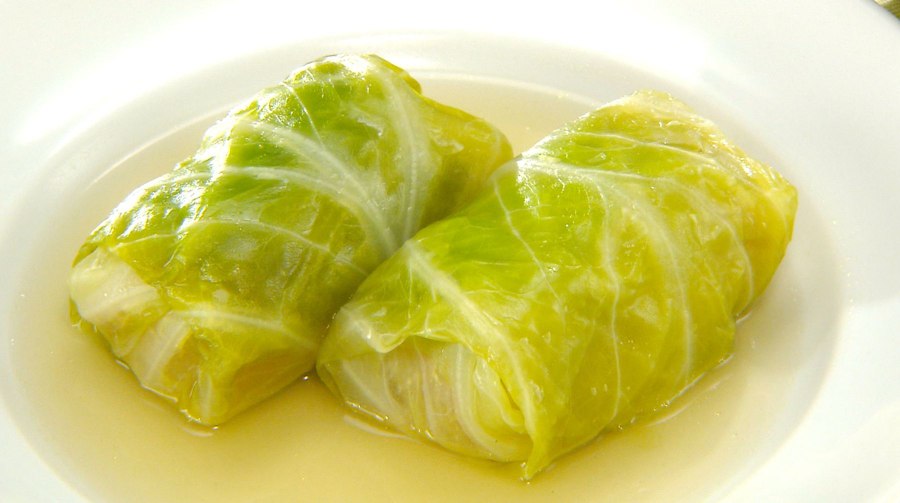 Голубцы из пекинской капусты с фаршем и рисом