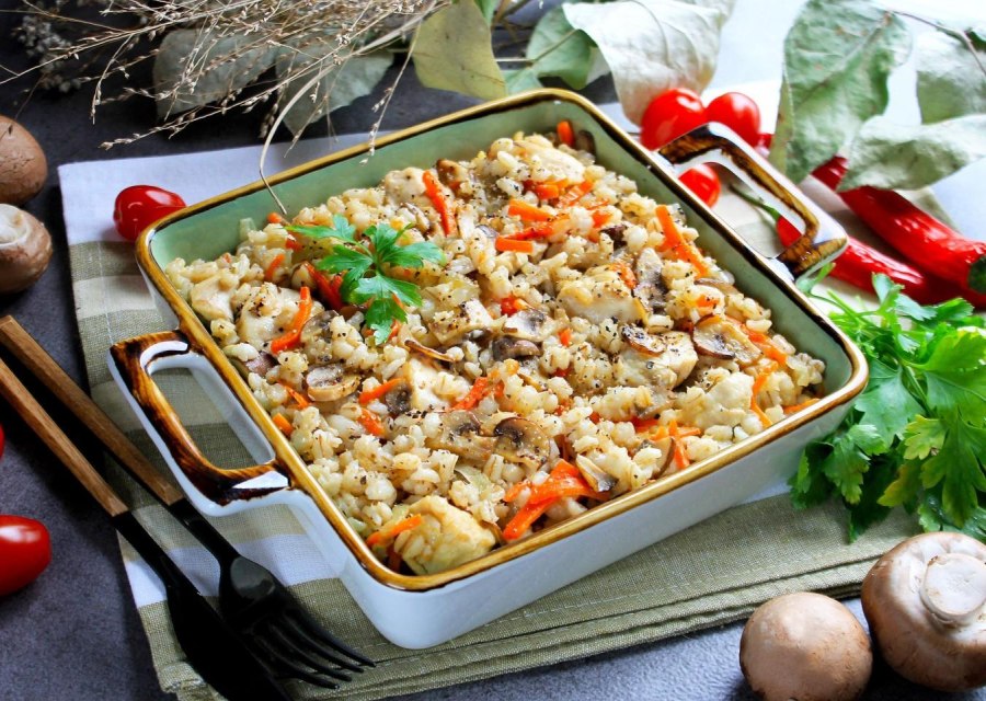 Перловка с курицей
