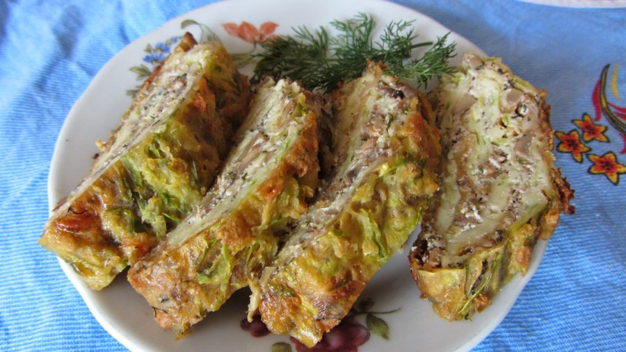Рулет из кабачка