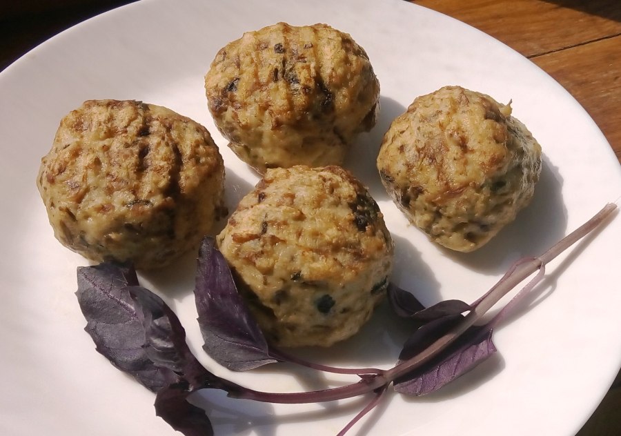Биточки с шампиньонами