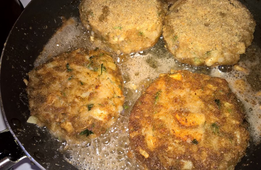 Котлеты из куриного фарша с шампиньонами