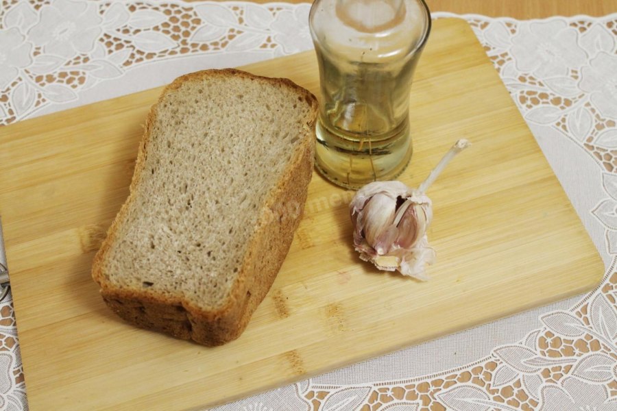 Хлеб с растительным маслом