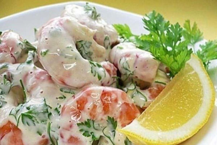 Креветки под майонезом