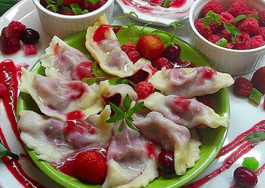 Вишневые вареники