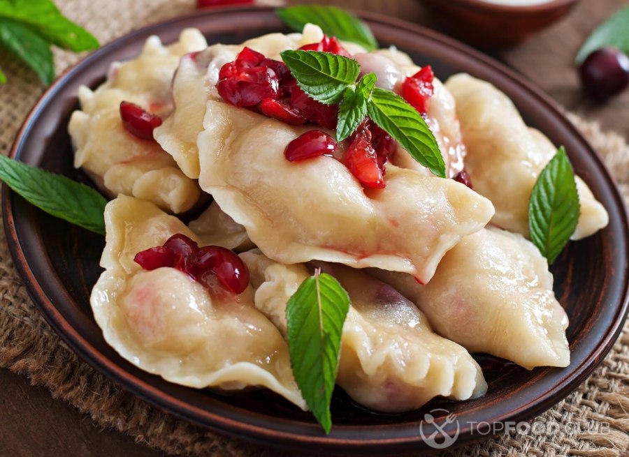 Блюда из творога вареники