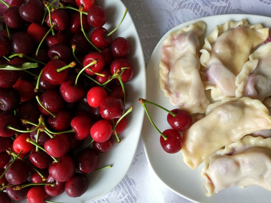 Вареники с вишней