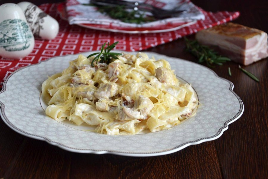 Сливочная паста с куриным филе