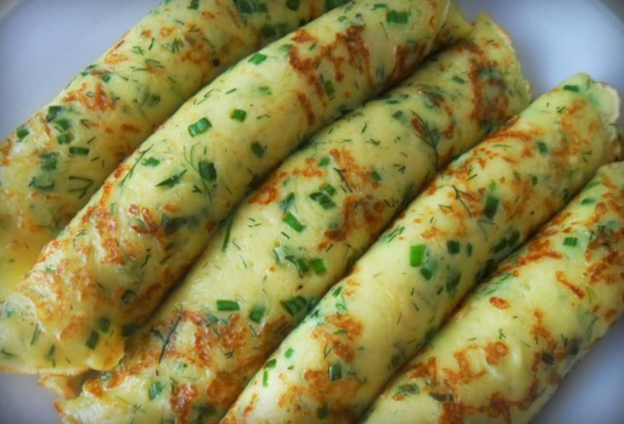 Панкейки (американские блинчики) с медом и орехами