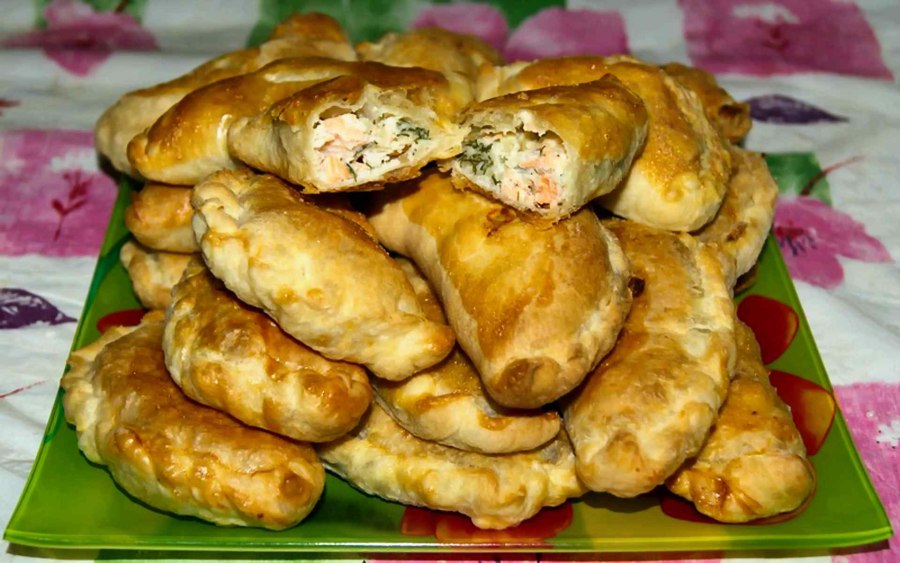 Слойки с картошкой
