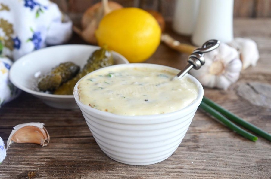 Тартар соус с солеными огурцами