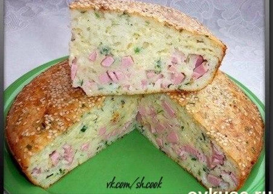 Заливной пирог с колбасой