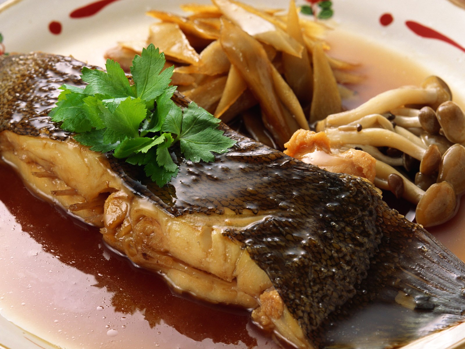 Блюдо рыба с грибами. Морепродукты. Рыба с грибами. Жареная рыба с грибами. Белорусская кухня блюда из рыбы.