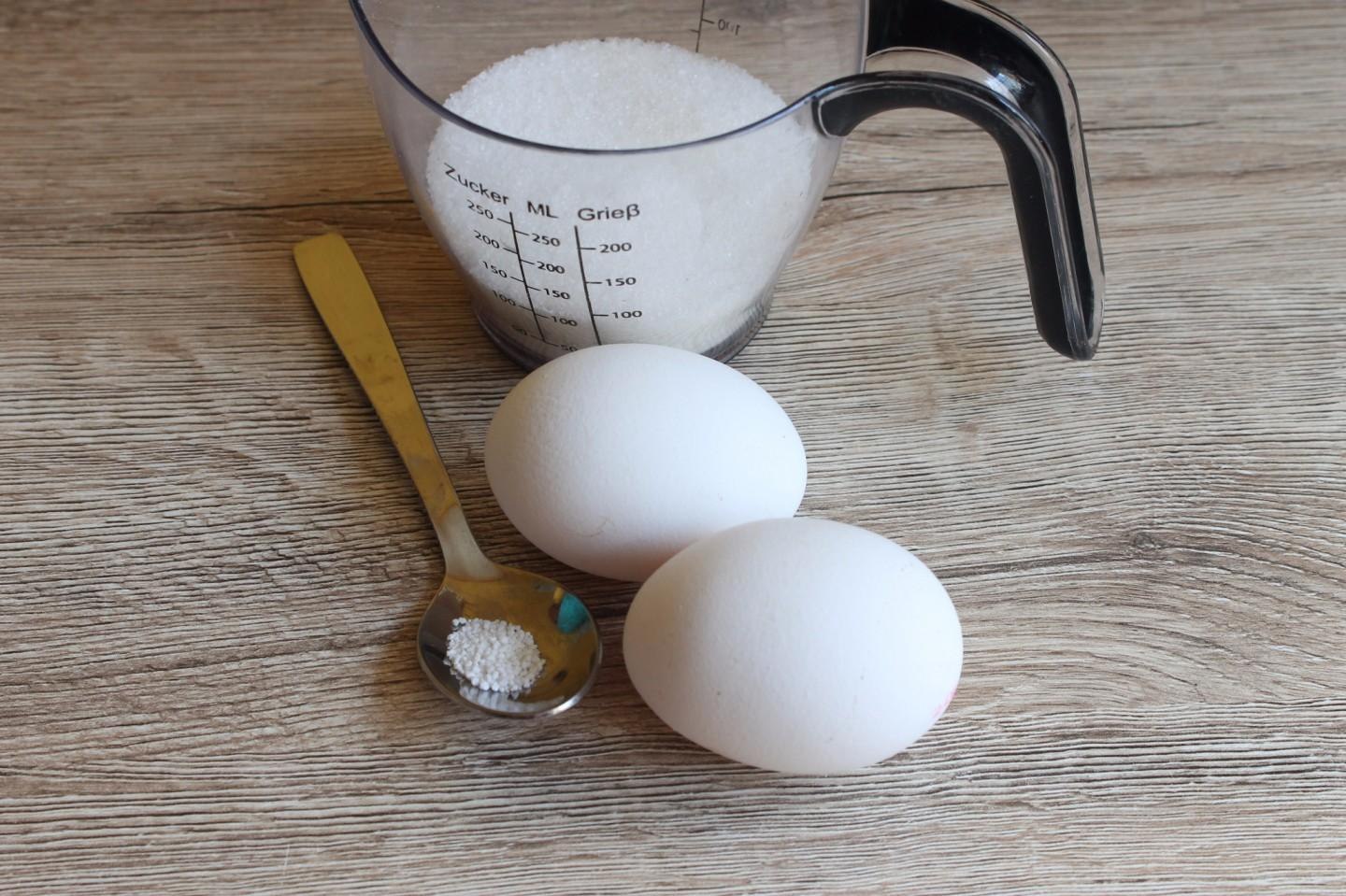 Кремовые яйца. Яйца с сахаром. Яйцо с солью. CF[FFH B zqwf. Яйцо соль сахар.