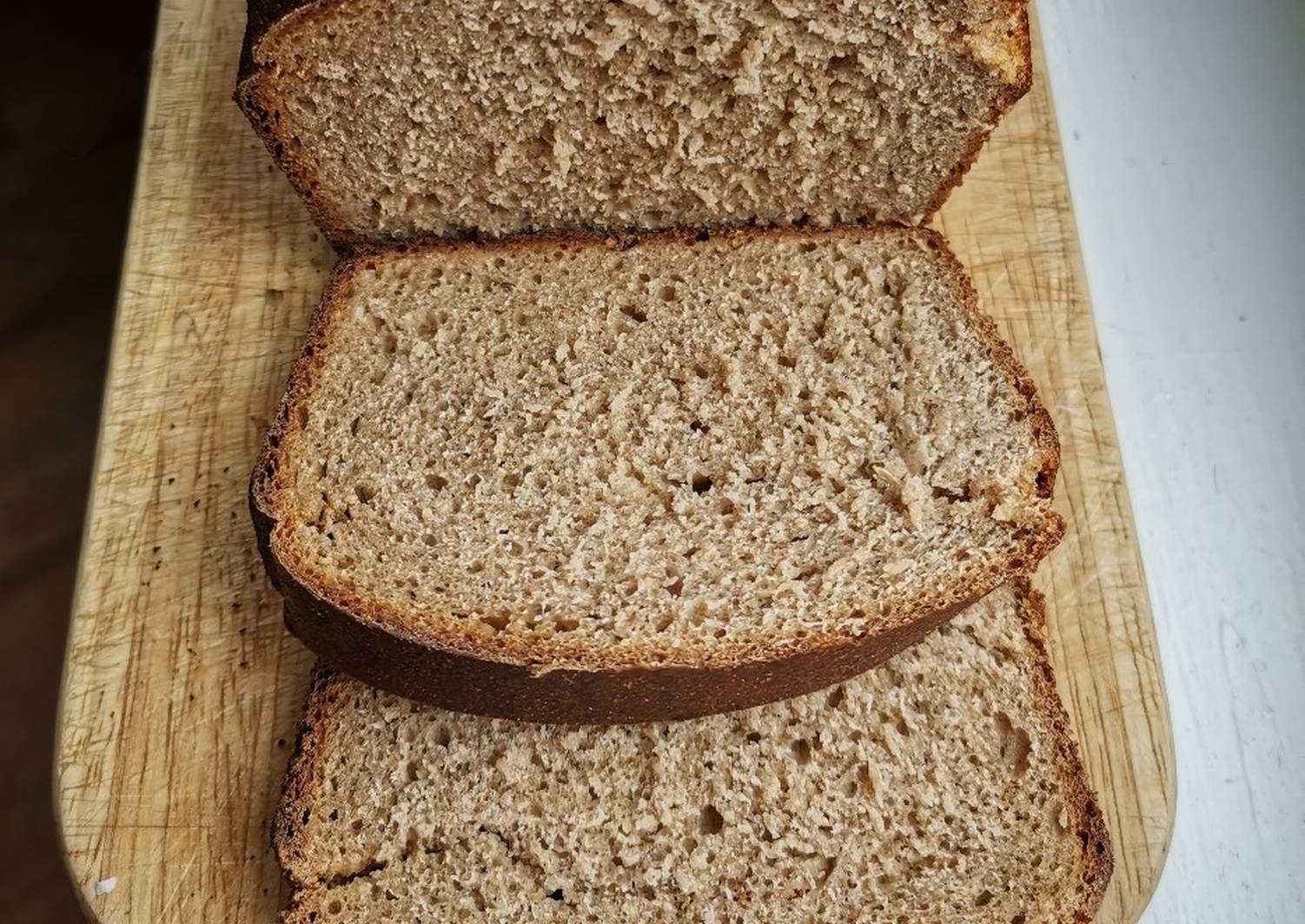 Пшенично ржаной на кефире. Хлеб Дарницкий на закваске. Trio-Mia ржаной хлеб на закваске. Хлеб ржаной на закваск. Домашний ржаной хлеб в духовке.