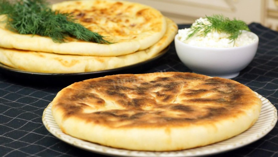 Хачапури с сыром на сковороде