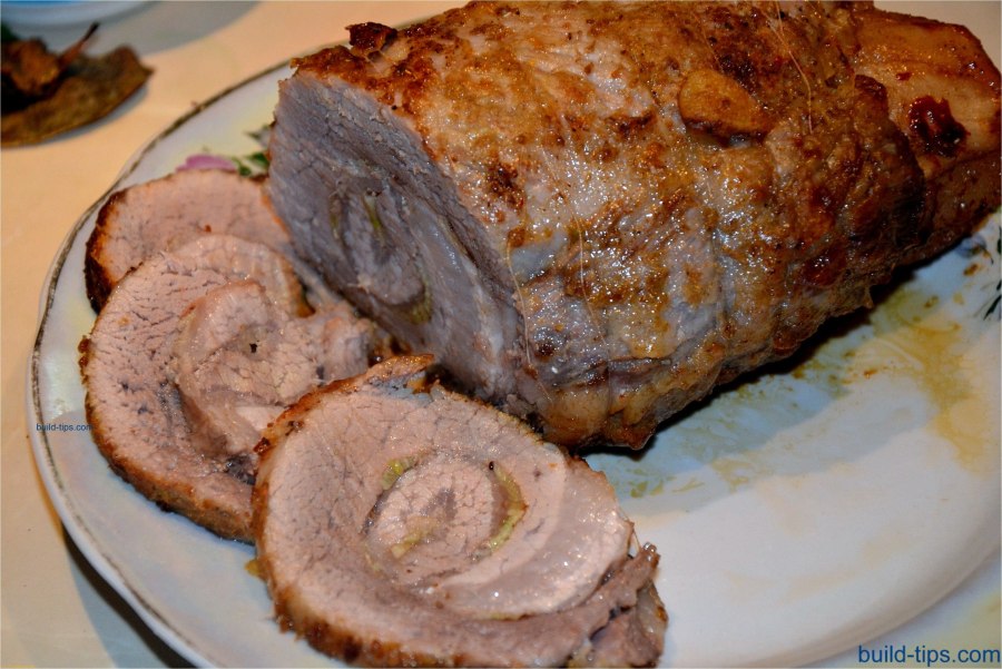 Мясной рулет из брюшины свинины