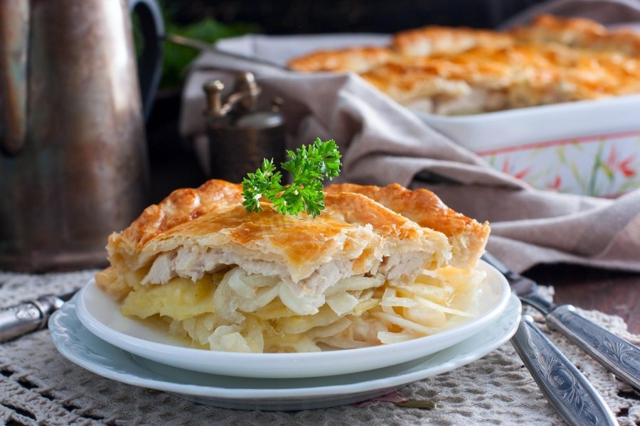 Греческий мясной пирог «кубите»