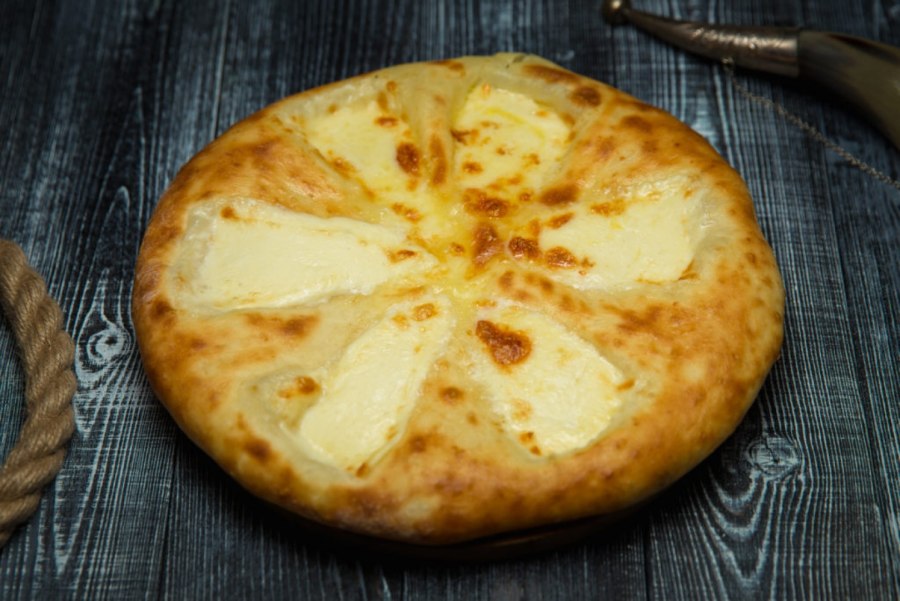 Сырные лепёшки на кефире на сковороде