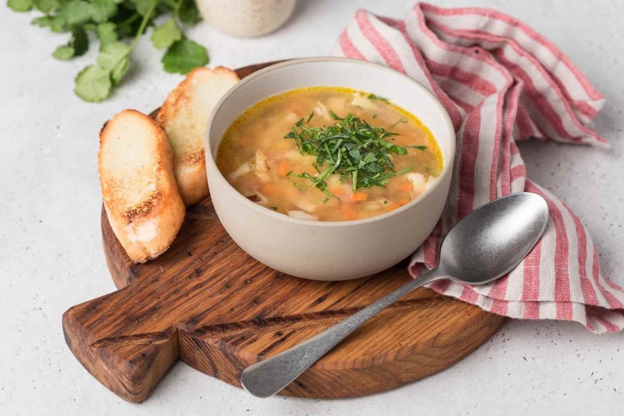 Гороховый суп с рулькой