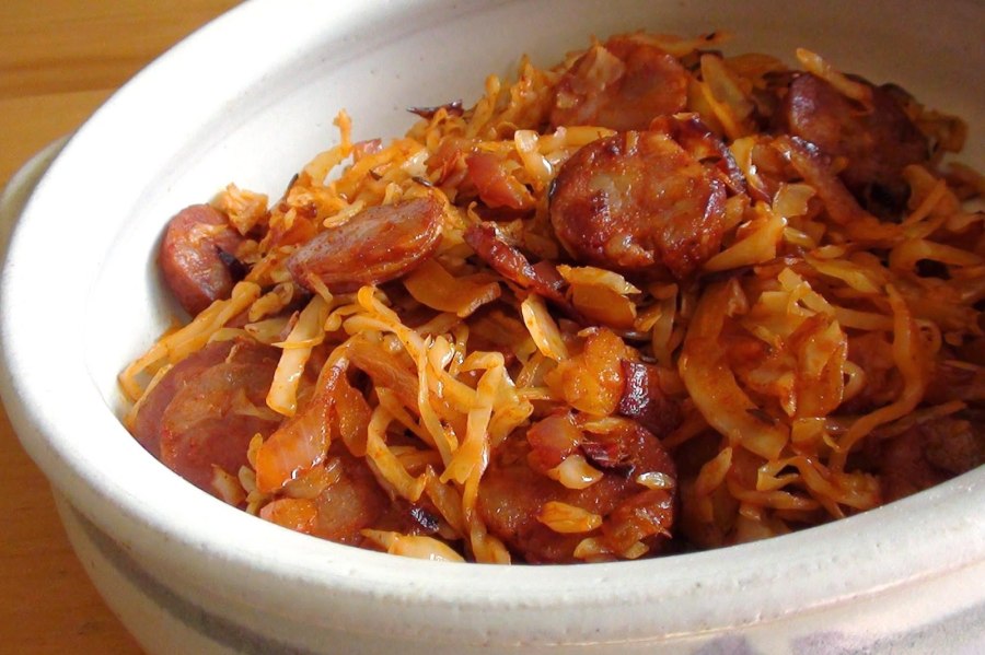 Бигус с колбасками