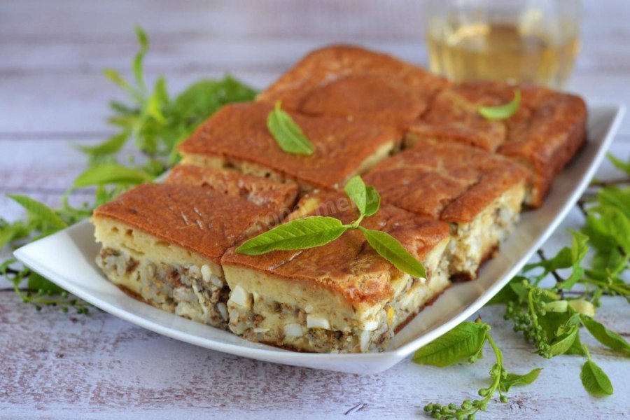 Пирог с горбушей и рисом