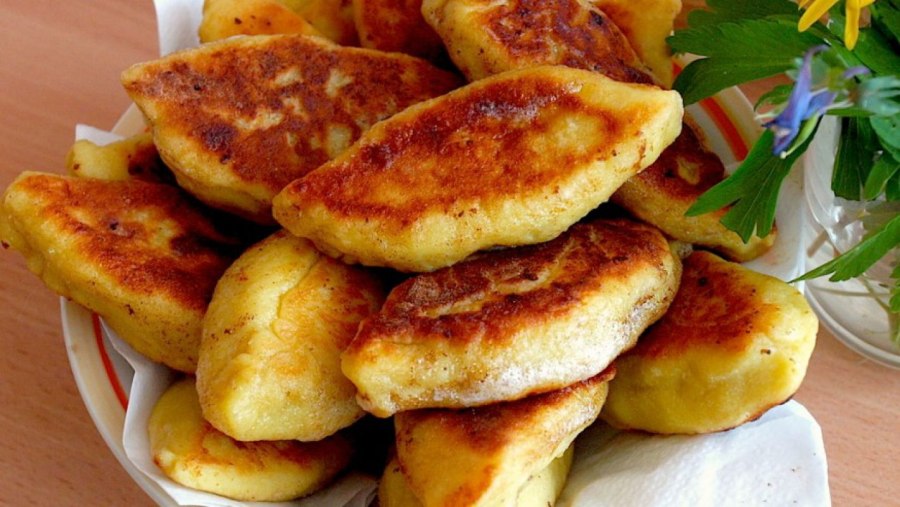 Пирожки с капустой жареные