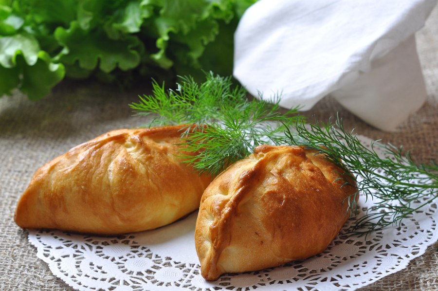 Красивые жареные пирожки