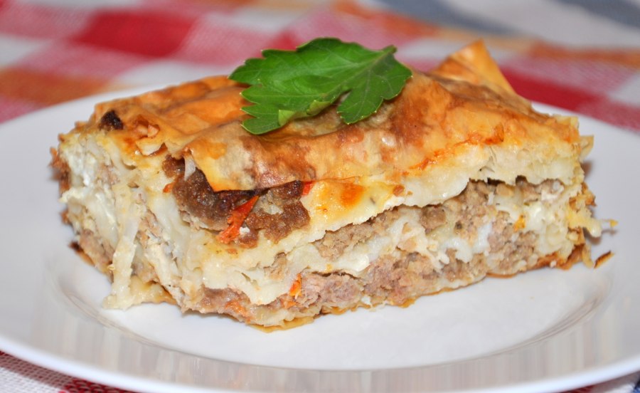 Заливной мясной пирог
