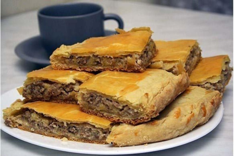 Мясной пирог с фаршем в духовке