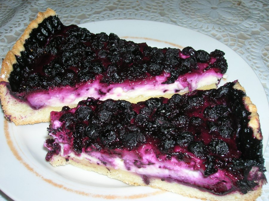 Черничный песочный пирог