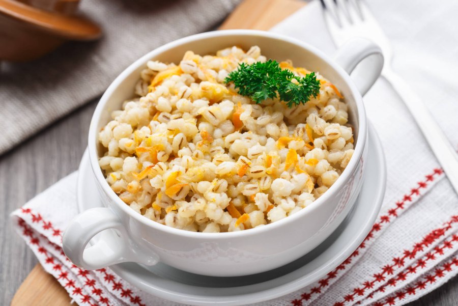 Каша с овощами и курицей