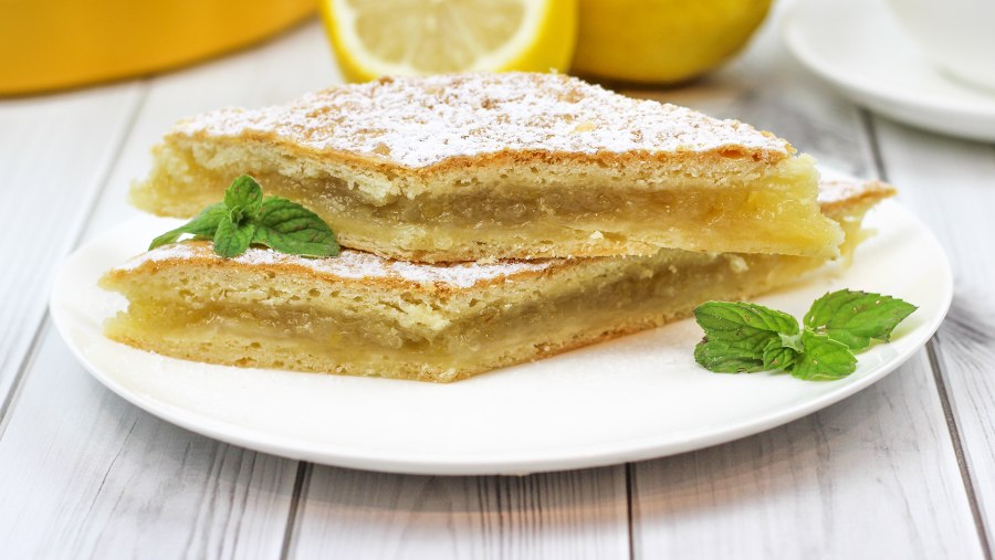 Лимонный меренговый пирог