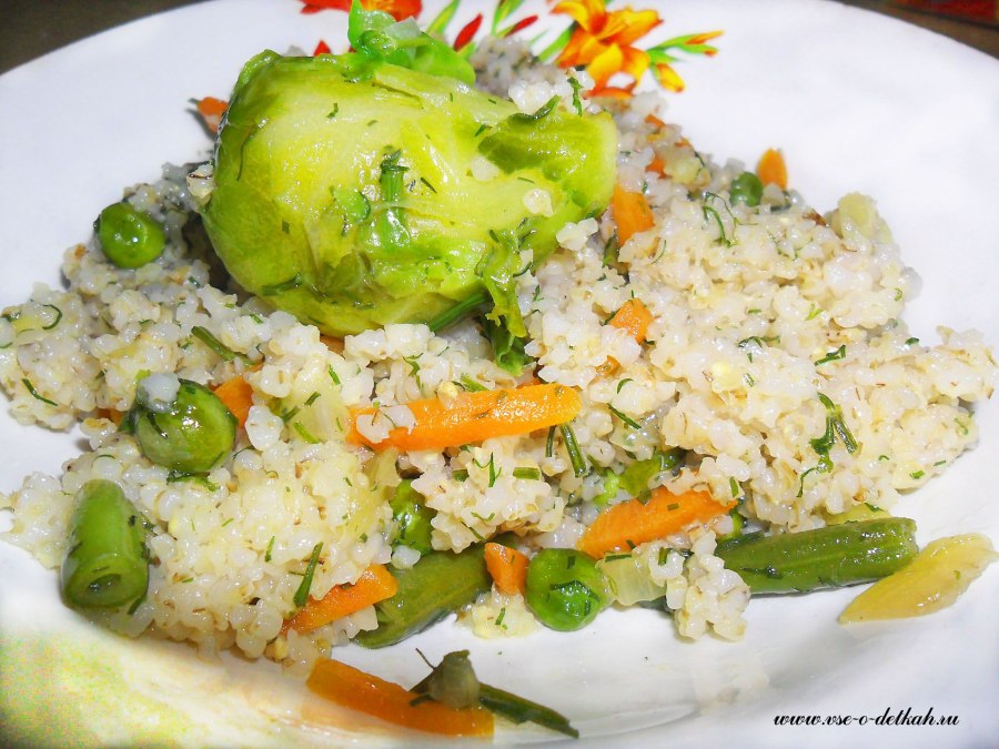 Ячневая крупа с овощами