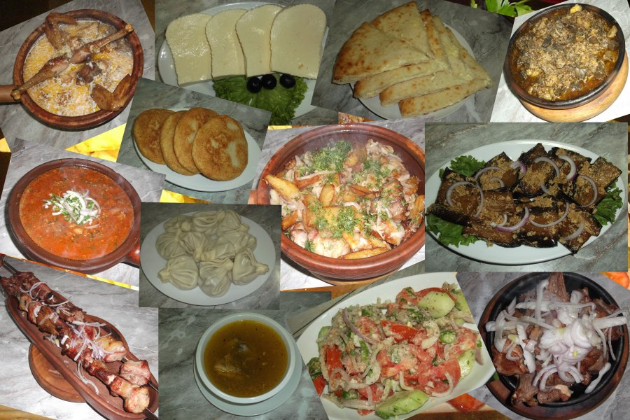 Горы Домбая и хычины