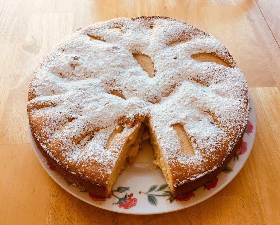 Шарлотка домашняя