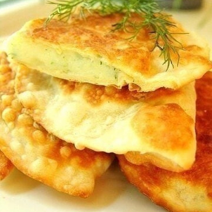 Чебуреки с картошкой и сыром