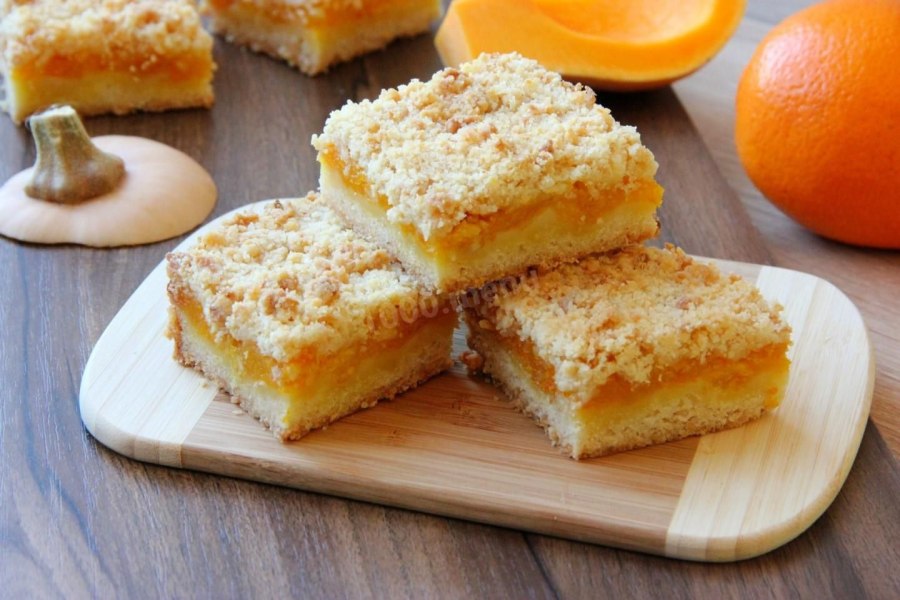 Тыквенный пирог с яблоками