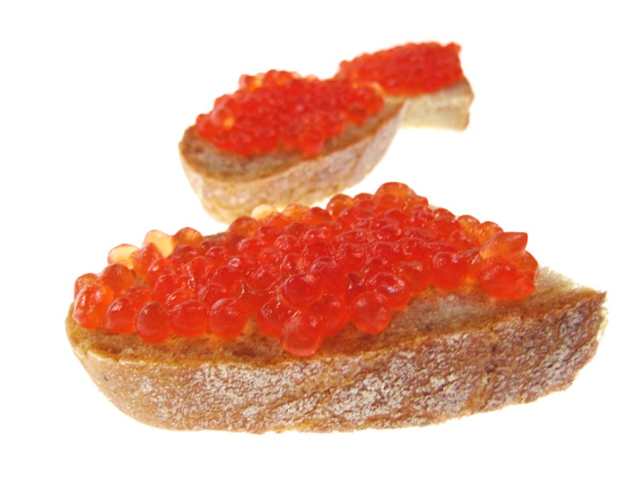 Хлеб с икрой